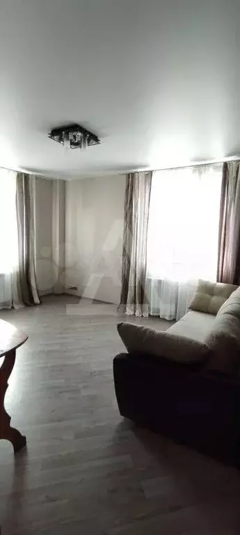 1-к. квартира, 40 м, 12/17 эт. - Фото 1