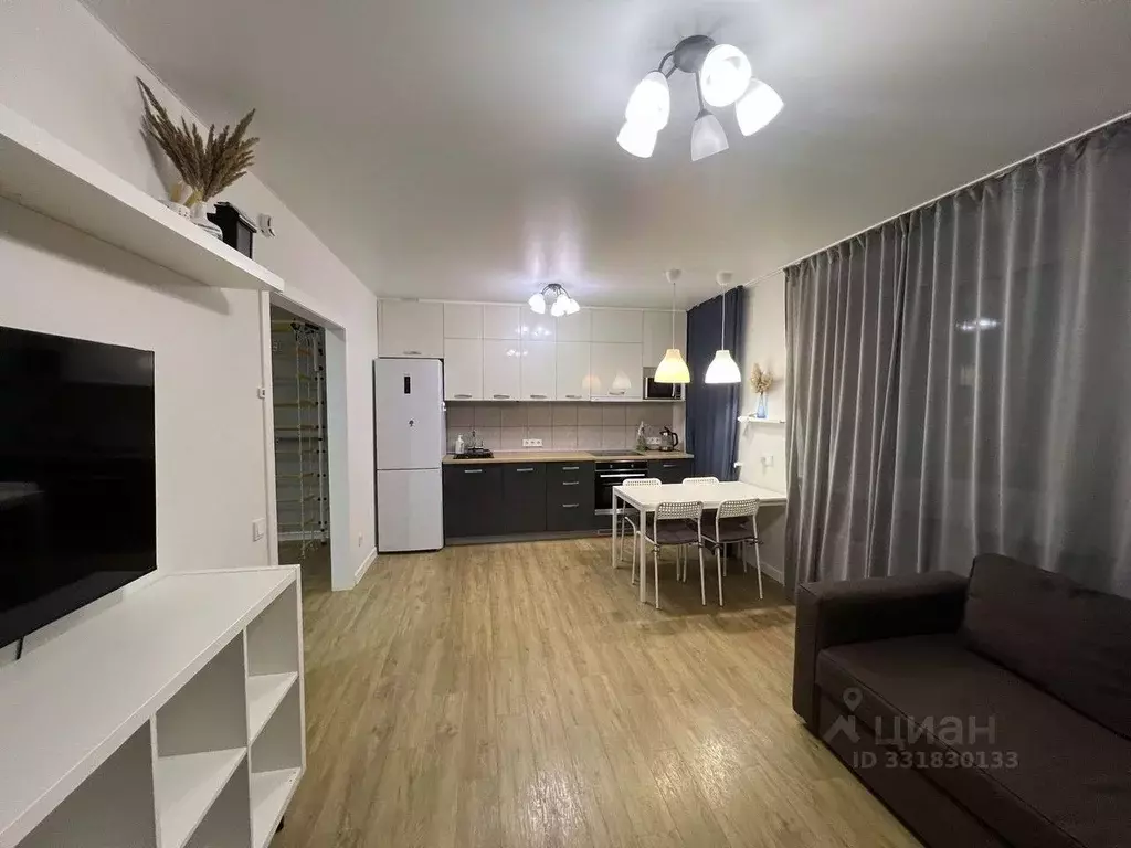 3-к кв. Удмуртия, Ижевск ул. Карла Маркса, 308к1 (70.0 м) - Фото 1