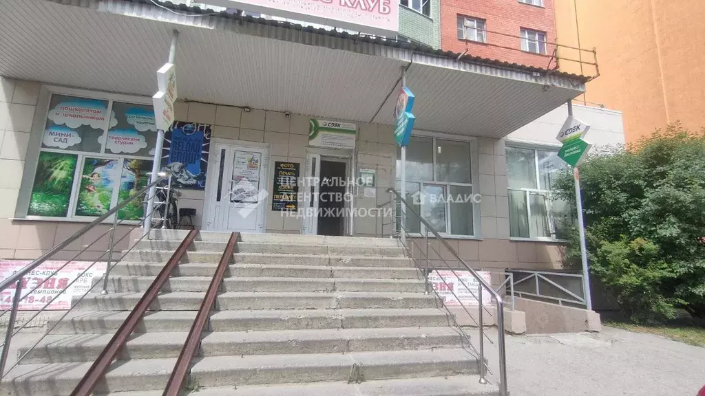 Помещение свободного назначения в Рязанская область, Рязань Народный ... - Фото 1
