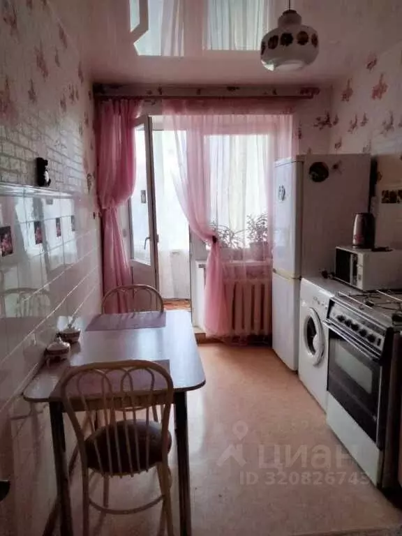 1-к кв. Краснодарский край, Краснодар Российская ул., 446 (60.0 м) - Фото 1