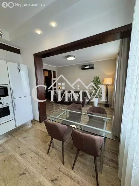 3-комнатная квартира: Абакан, проспект Ленина, 70 (74.4 м) - Фото 1