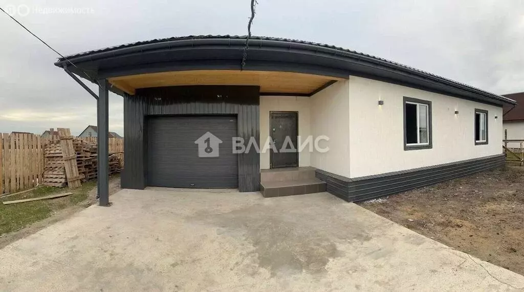 Дом в село Хомутово, Сибирская улица, 9 (176 м) - Фото 2