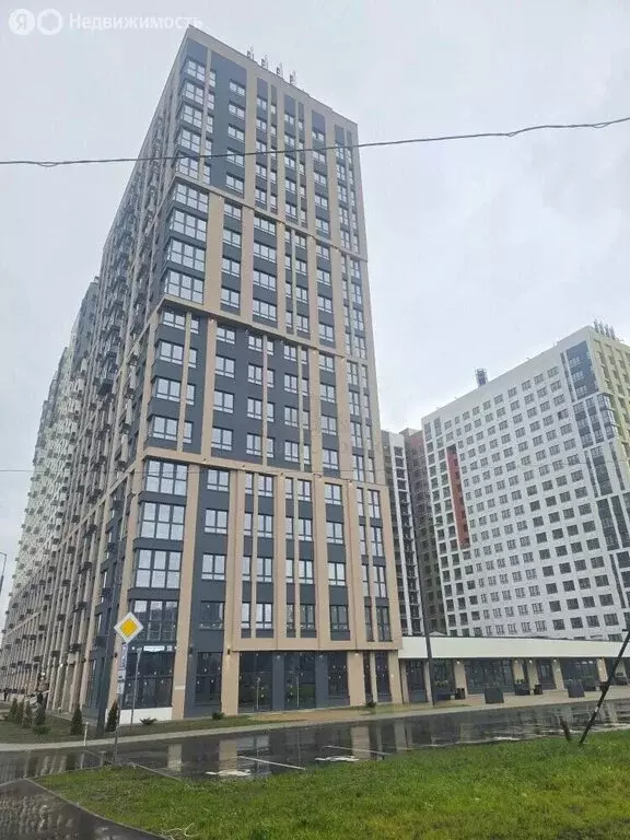 Квартира-студия: посёлок Горелки, Большая улица, 6/1 (27.6 м) - Фото 1