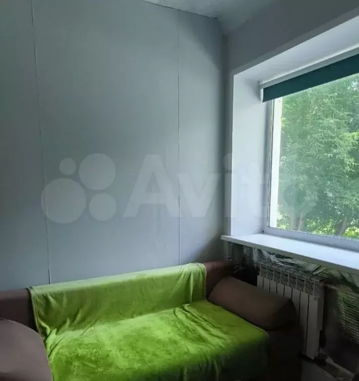 Комната 16 м в 6-к., 1/4 эт. - Фото 1