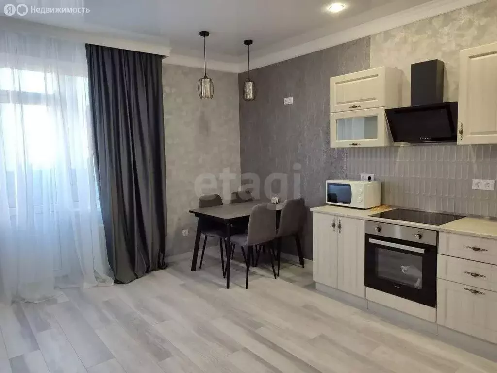 2-комнатная квартира: Краснодар, Домбайская улица, 55к6 (63 м) - Фото 1