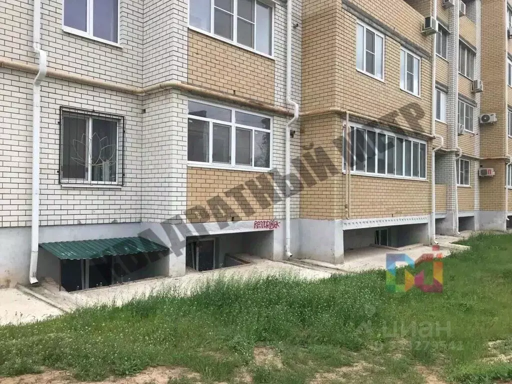 Помещение свободного назначения в Калмыкия, Элиста 1-й мкр, 35А (182 ... - Фото 2