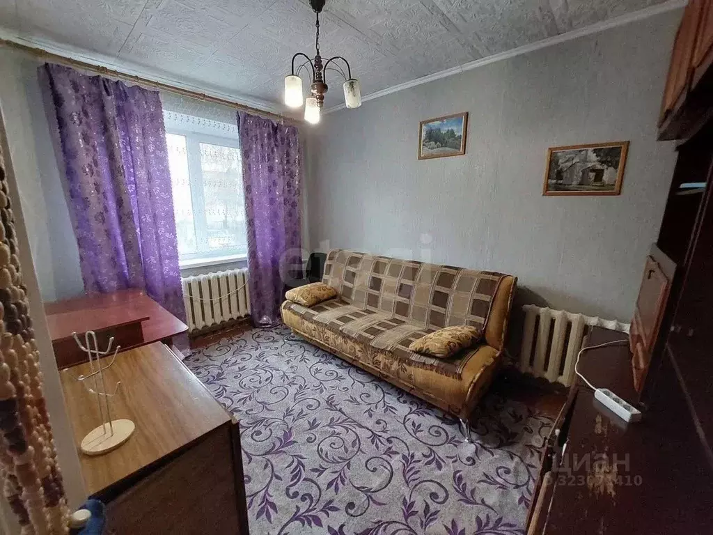 2-к кв. Калужская область, Малоярославец ул. Подольских Курсантов, 32 ... - Фото 1