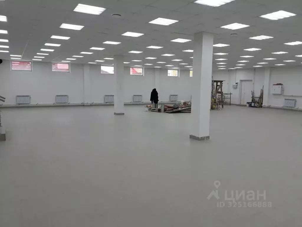 Торговая площадь в Татарстан, Бугульма ул. Михаила Калинина, 34/2 (440 ... - Фото 2