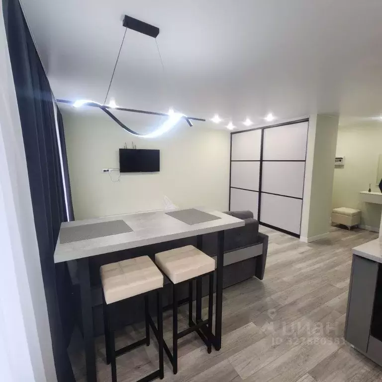 Студия Приморский край, Владивосток Русская ул., 63Лк3 (37.0 м) - Фото 1