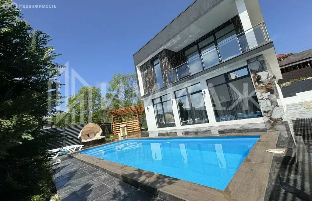 Дом в село Черешня, Владимировская улица, 78/20Б (250 м) - Фото 1