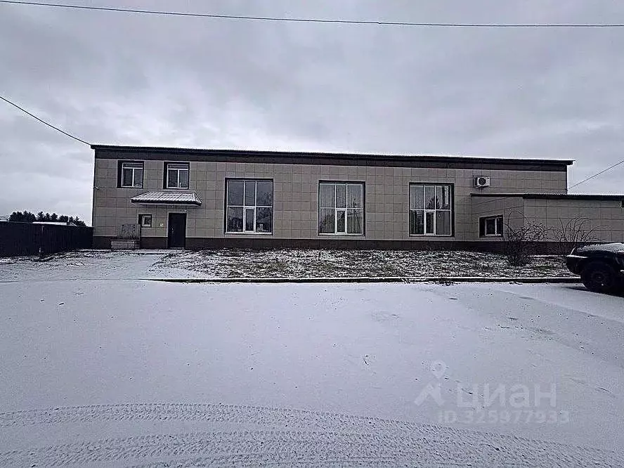 Помещение свободного назначения в Татарстан, с. Муслюмово ул. ... - Фото 1