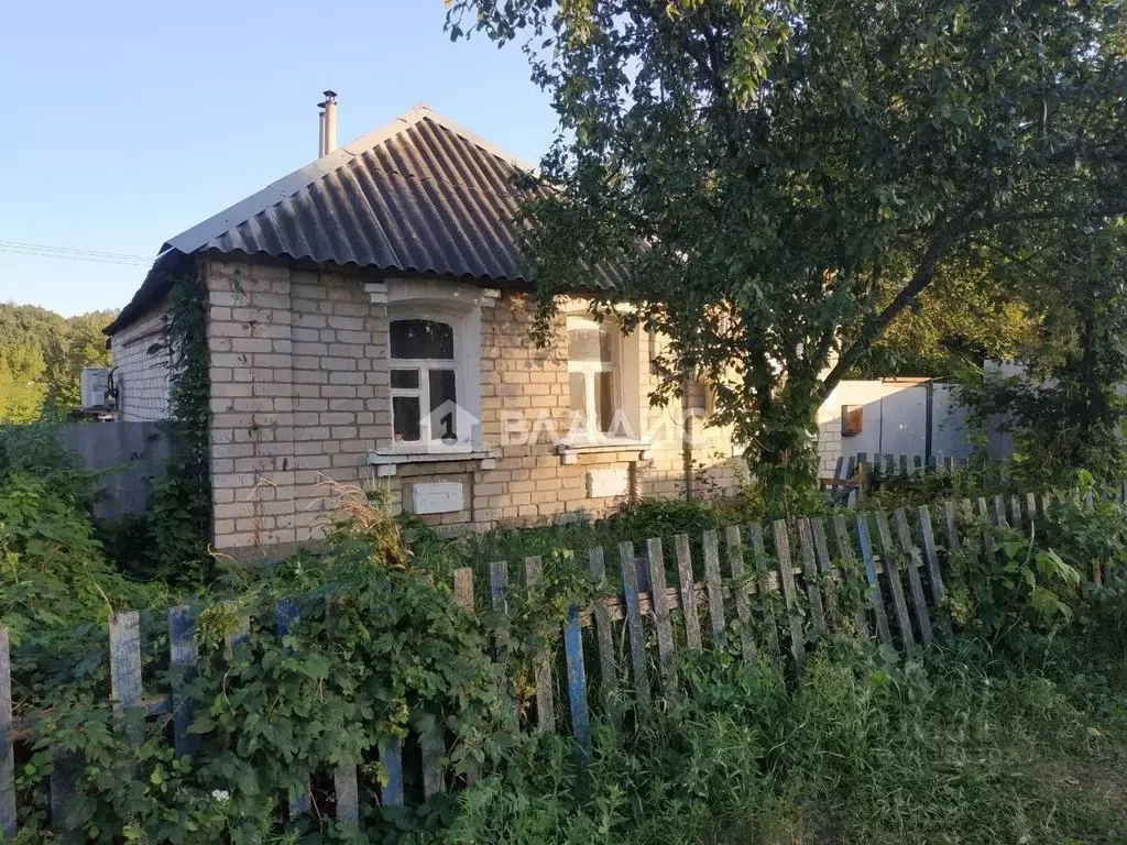 Дом в Белгородская область, Белгород Дальняя Садовая ул., 71 (49 м) - Фото 0