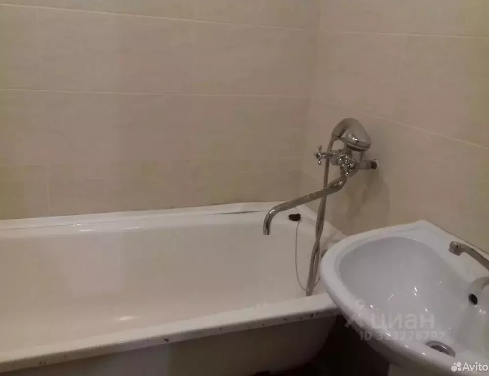 3-к кв. Липецкая область, Липецк ул. А.Г. Стаханова, 28А (63.0 м) - Фото 2