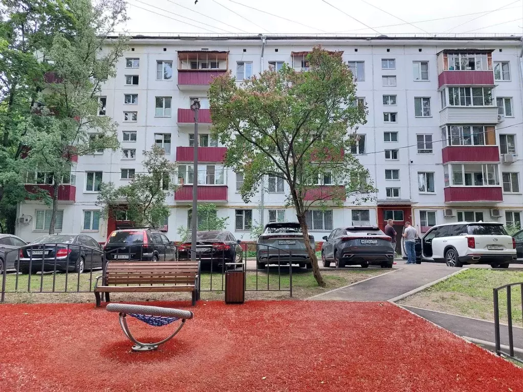 3-к кв. Москва ул. Симоновский Вал, 20К2 (58.4 м) - Фото 0