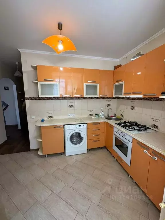 2-к кв. Крым, Симферополь ул. Камская, 27 (48.0 м) - Фото 1