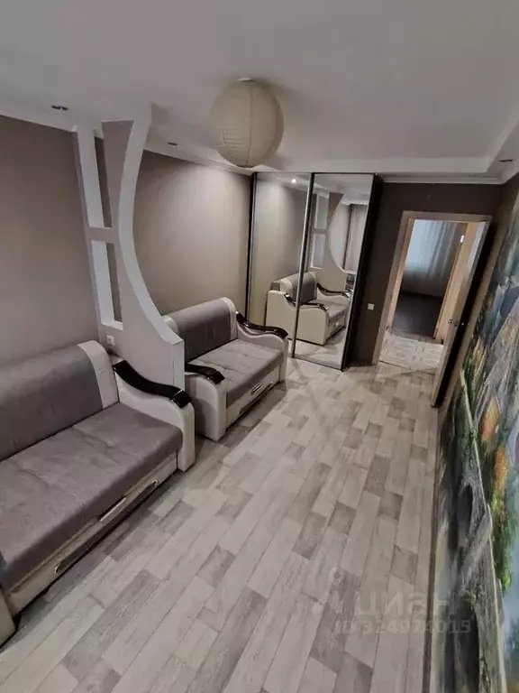 3-к кв. Челябинская область, Челябинск ул. Александра Шмакова, 21 ... - Фото 1