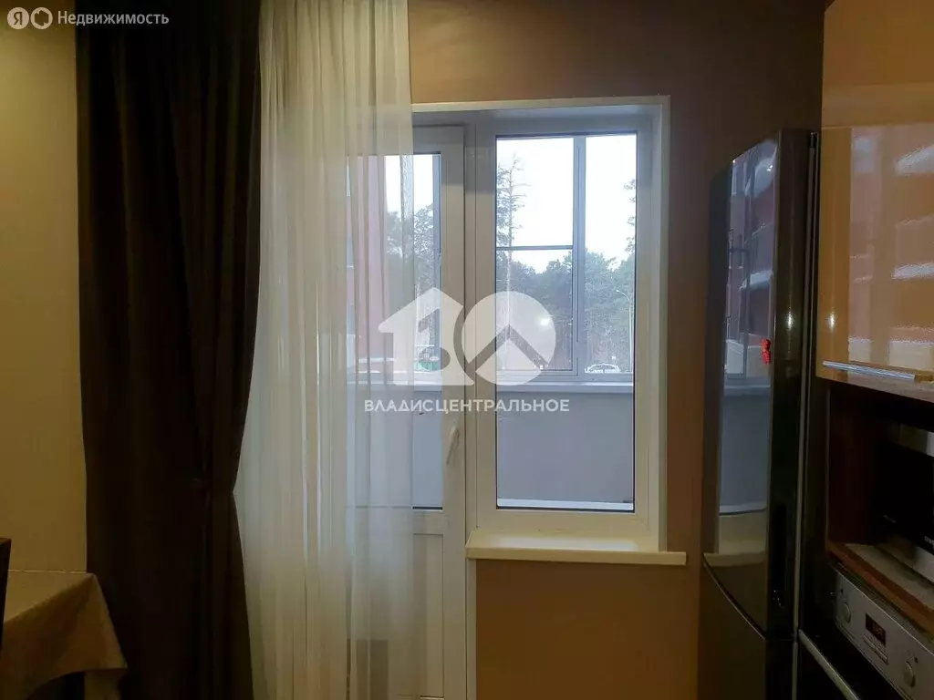 3-комнатная квартира: Новосибирск, Сухарная улица, 101/1 (85 м) - Фото 1