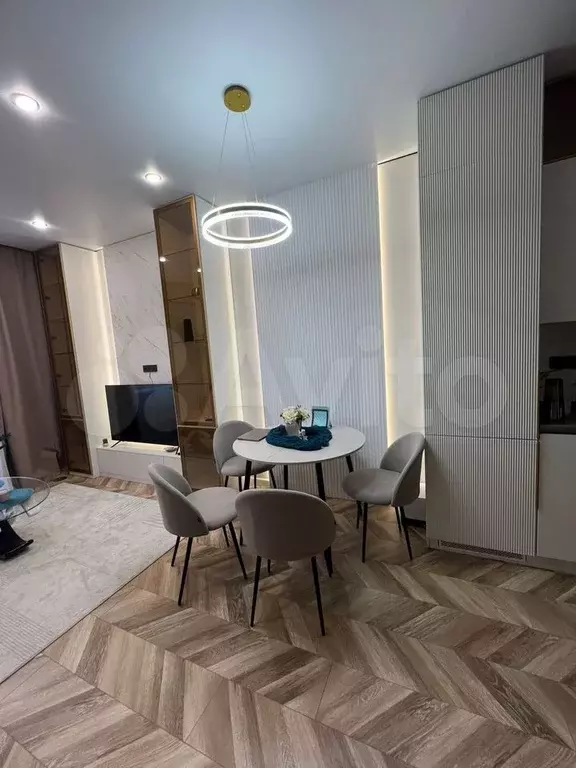 2-к. квартира, 52 м, 9/30 эт. - Фото 1