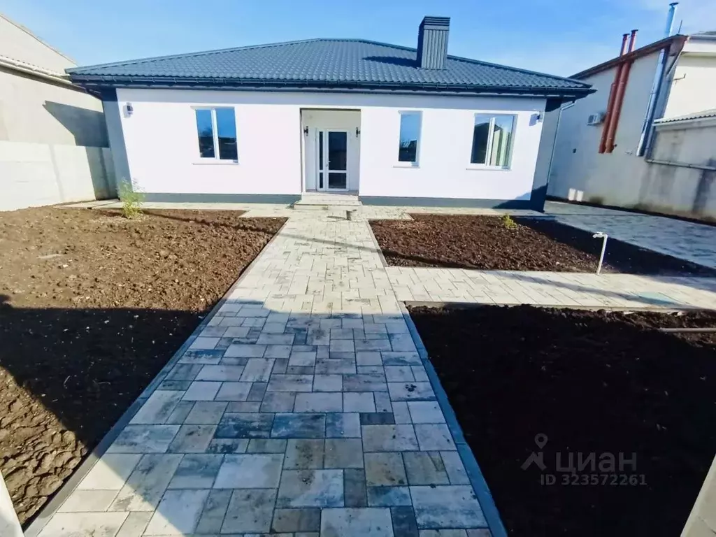 Дом в Севастополь с. Осипенко, ул. Севастопольская, 23 (100 м) - Фото 1