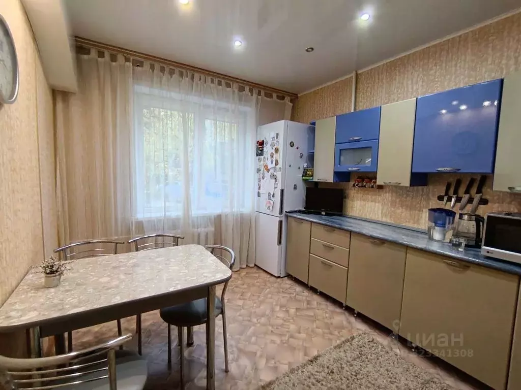 3-к кв. Саратовская область, Балаково ул. 30 лет Победы, 37 (62.0 м) - Фото 1