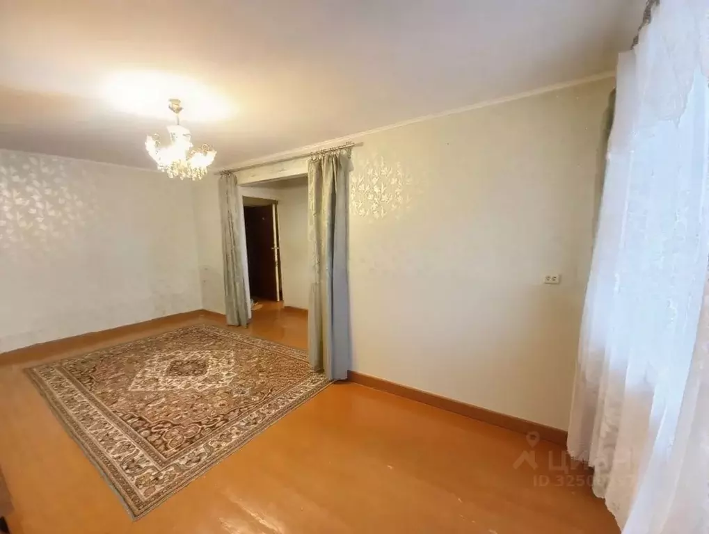 3-к кв. Омская область, Омск Городок Нефтяников мкр, бул. Петухова, 5 ... - Фото 1