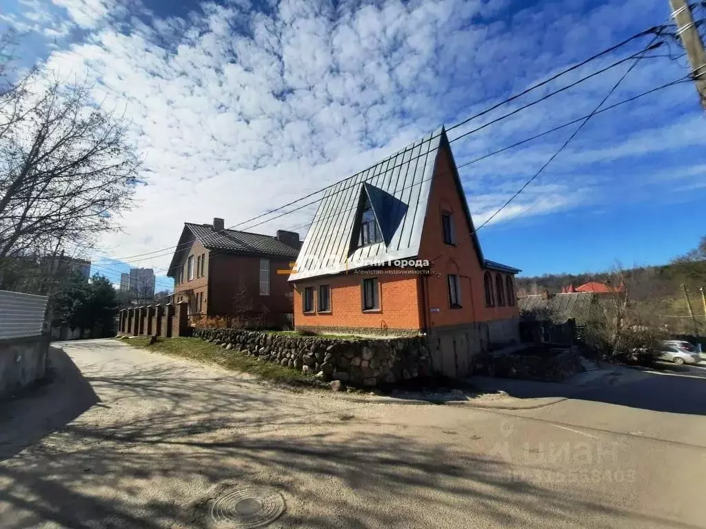 Дом в Брянская область, Брянск ул. Некрасова (176 м) - Фото 0