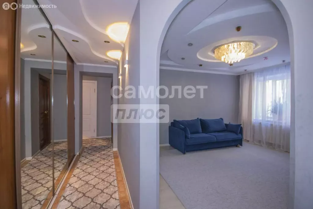 3-комнатная квартира: Екатеринбург, жилой район Сортировочный, ... - Фото 1