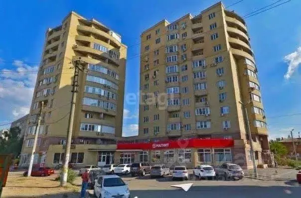 1-к кв. Астраханская область, Астрахань пл. Карла Маркса, 3к1 (50.4 м) - Фото 0