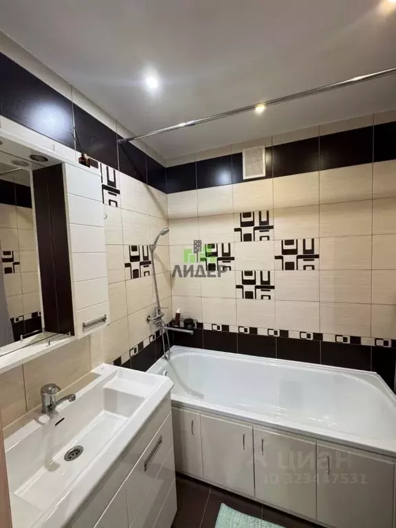 2-к кв. Башкортостан, Нефтекамск Комсомольский просп., 43 (57.0 м) - Фото 1