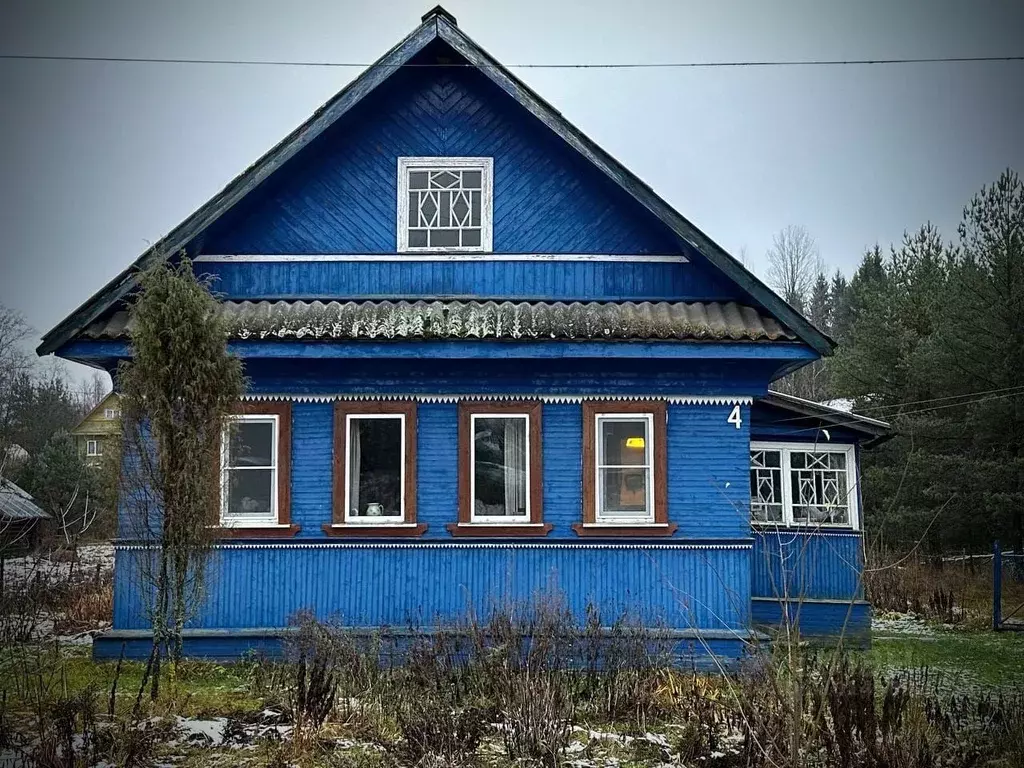 Дом в Новгородская область, Маловишерский район, Бургинское с/пос, д. ... - Фото 0