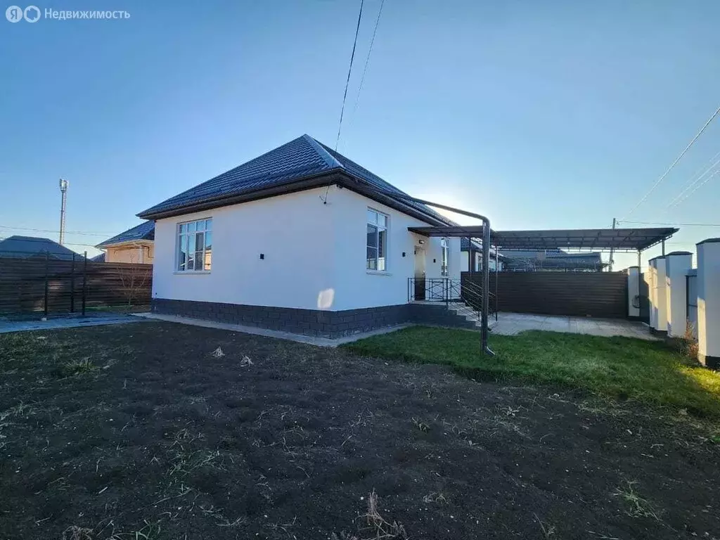Дом в Ессентуки, Дорожная улица (108.5 м) - Фото 1