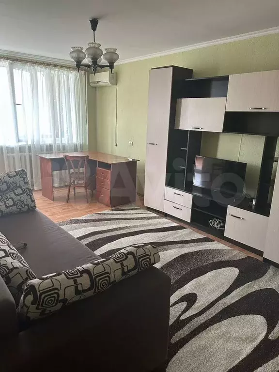 2-к. квартира, 60 м, 2/5 эт. - Фото 1