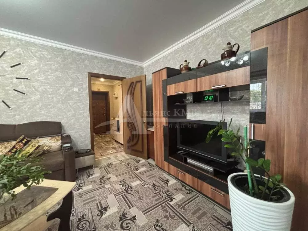 Продаётся 3-к квартира, 48.9 м - Фото 1
