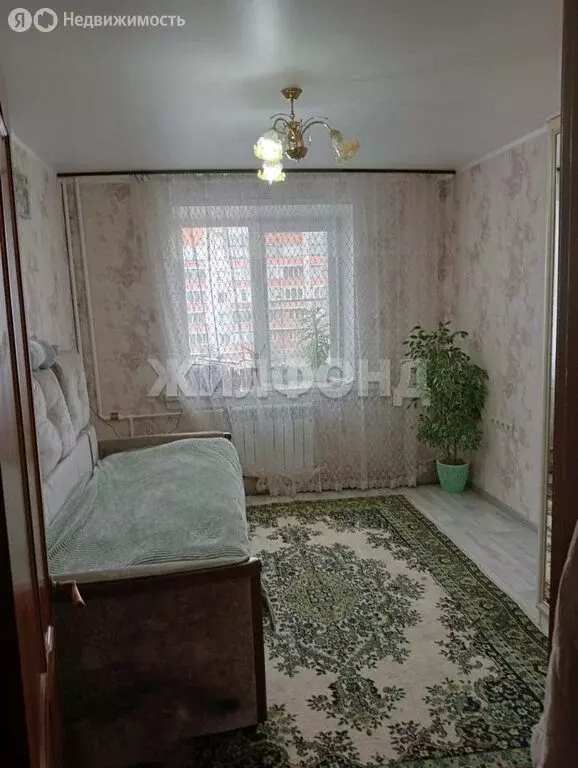 3-комнатная квартира: Бердск, улица Павлова, 10 (64.2 м) - Фото 1