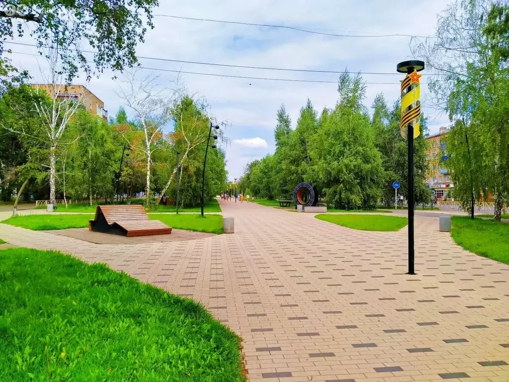 3-комнатная квартира: Бузулук, 4-й микрорайон, 33 (60 м) - Фото 1