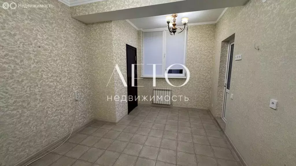 1-комнатная квартира: Сочи, Коммунальная улица, 41Б (43.3 м) - Фото 0