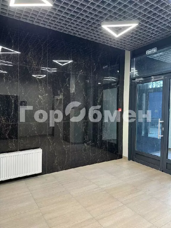 Продается 3-комнатная квартира - Фото 2