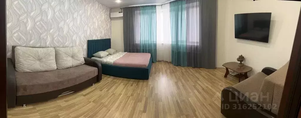 3-к кв. Омская область, Омск ул. 70 лет Октября, 15/1 (65.0 м) - Фото 0
