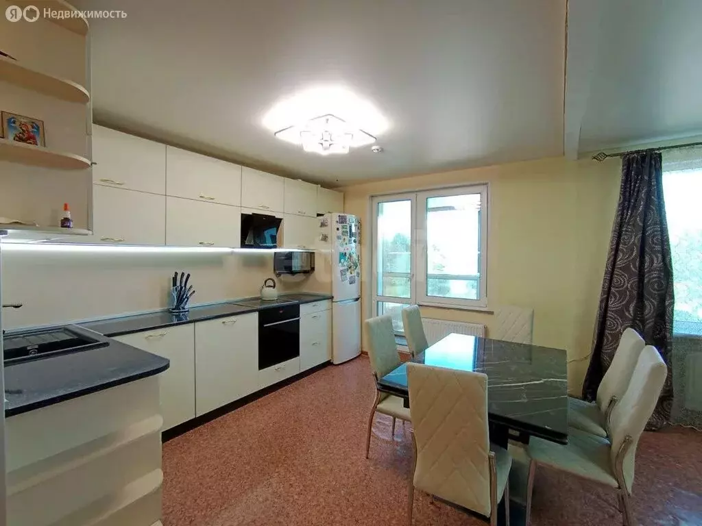 3-комнатная квартира: Елизово, улица Завойко, 55 (73.3 м) - Фото 1