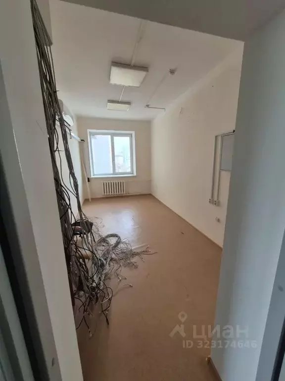 Помещение свободного назначения в Саха (Якутия), Якутск ул. Кирова, 28 ... - Фото 1