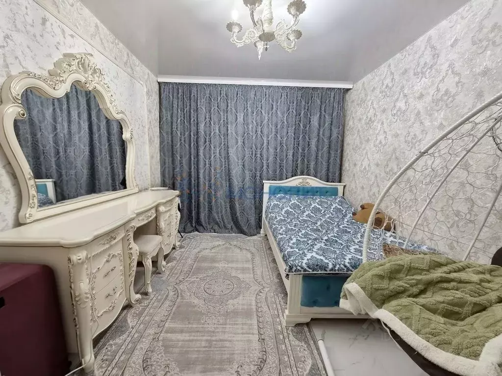 3-к кв. Нижегородская область, Нижний Новгород ул. Движенцев, 1 (73.8 ... - Фото 1