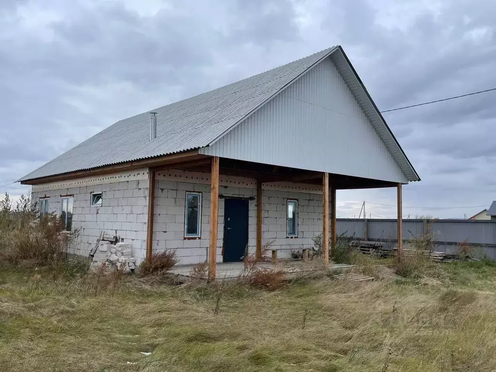 Дом в Хакасия, Алтайский район, д. Кайбалы ул. Туманная, 5 (80 м) - Фото 1