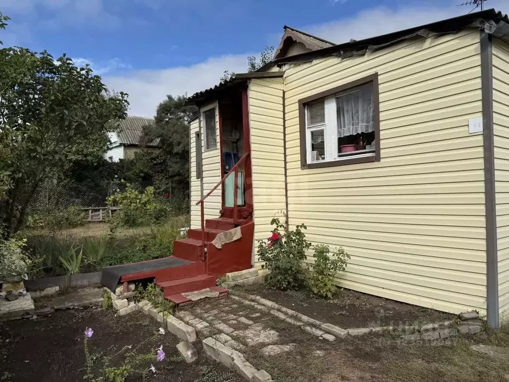 Дом в Саратовская область, Саратов проезд Малый Ракитный, 46 (37 м) - Фото 1