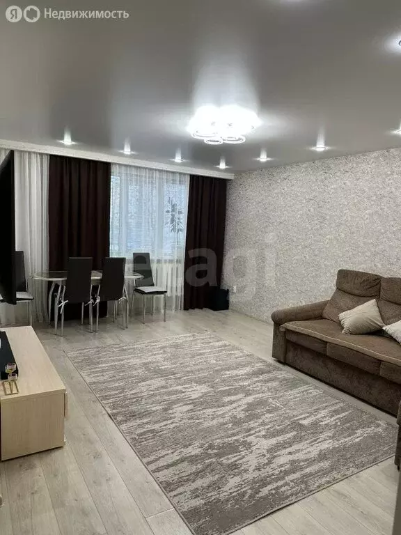 3-комнатная квартира: Ухта, Комсомольская площадь, 6 (59.1 м) - Фото 1