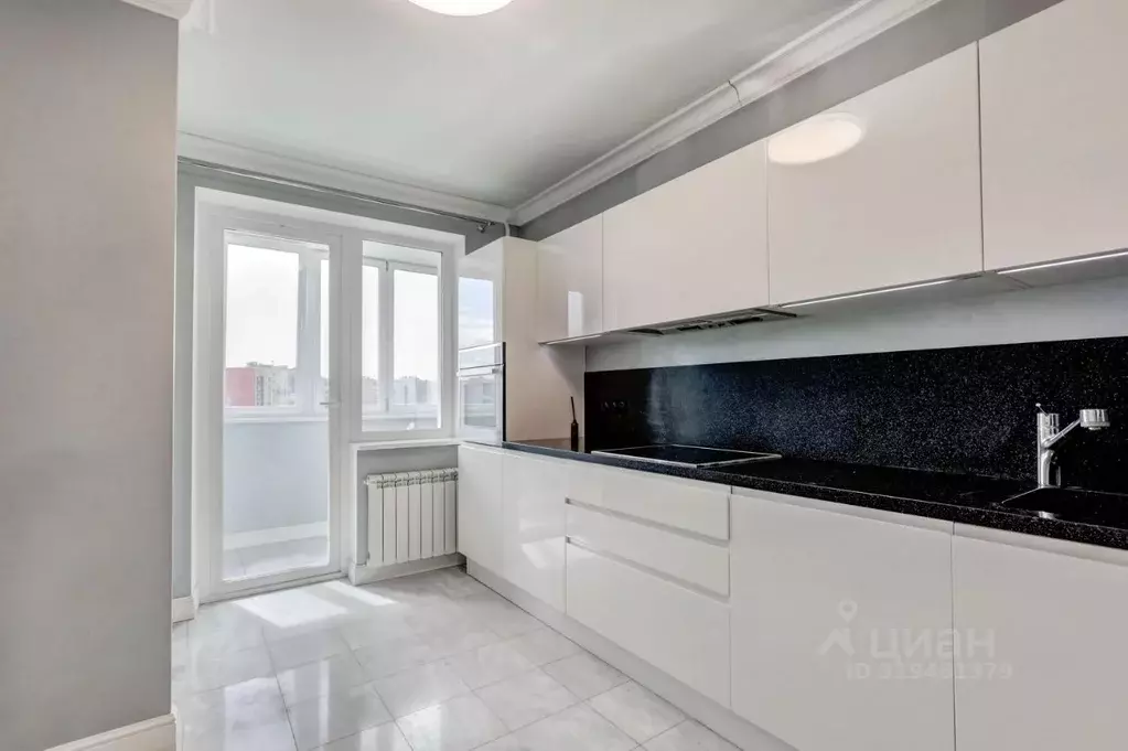 3-к кв. Москва 1-я Владимирская ул., 34К3 (72.2 м) - Фото 0