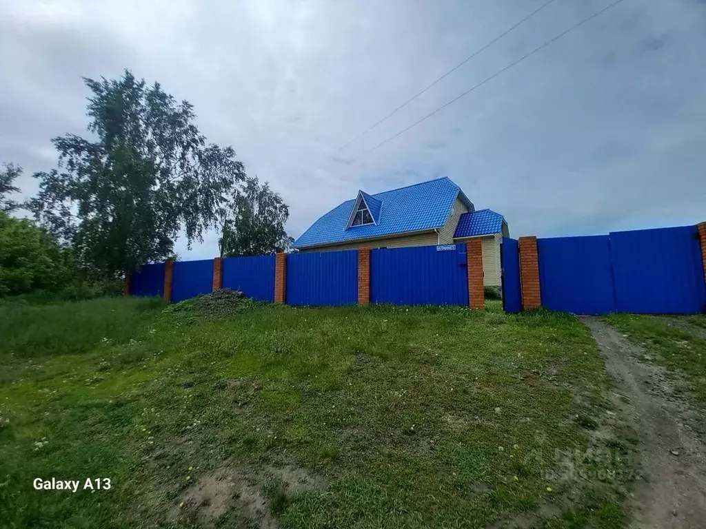 Дом в Курганская область, Кетовский муниципальный округ, с. Лесниково ... - Фото 0