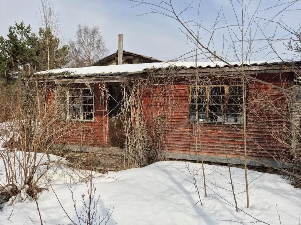 Дом в Ленинградская область, Лодейнопольский район, Доможировское ... - Фото 1