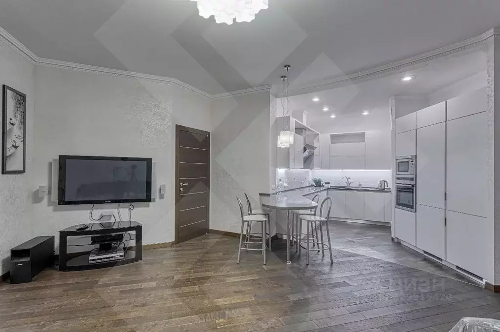4-к кв. Москва Староволынская ул., 12к5 (151.8 м) - Фото 1