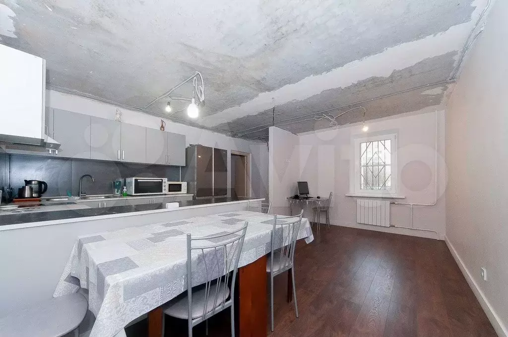 3-к. квартира, 87 м, 1/10 эт. - Фото 1