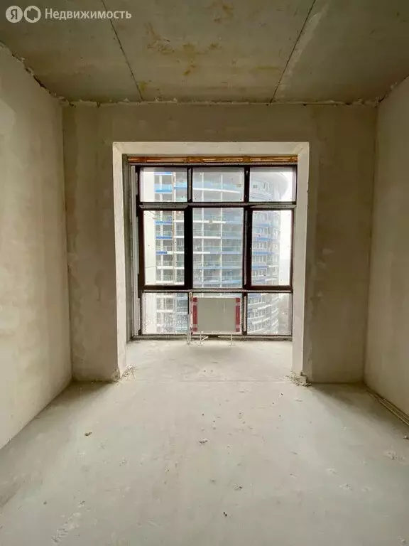 3-комнатная квартира: Ялта, Парковый проезд, 9 (57.8 м) - Фото 2